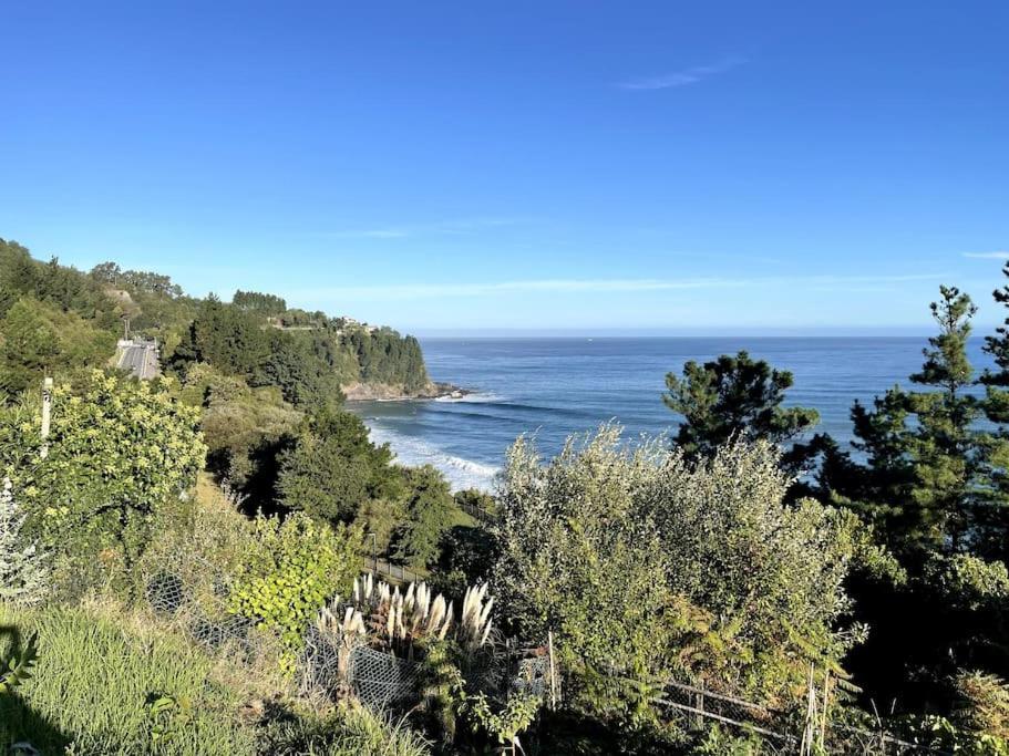 Monte Y Playa Junto Al Mar Holiday home Mutriku